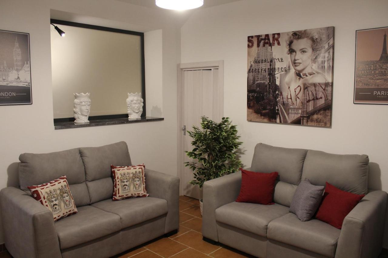 Zisa Home Ai Cantieri Culturali-Facile Posteggio In Strada No Ticket Palermo Ngoại thất bức ảnh
