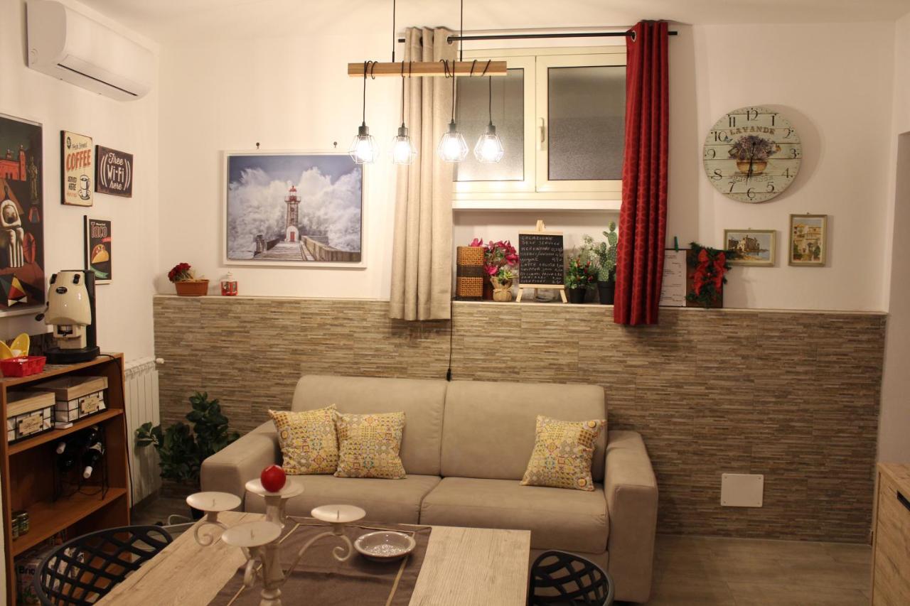 Zisa Home Ai Cantieri Culturali-Facile Posteggio In Strada No Ticket Palermo Ngoại thất bức ảnh